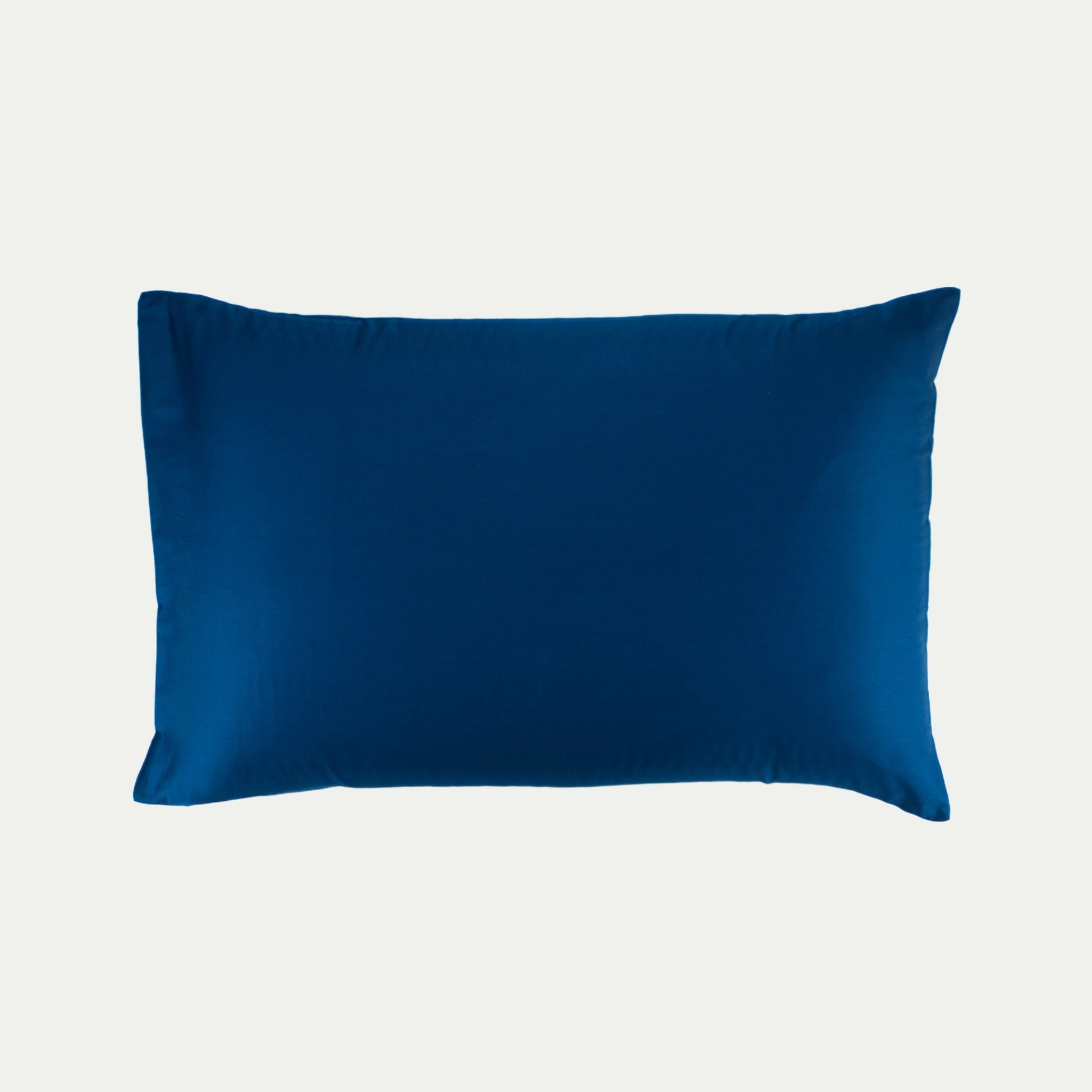 Organic cotton pillowcase in classic blue